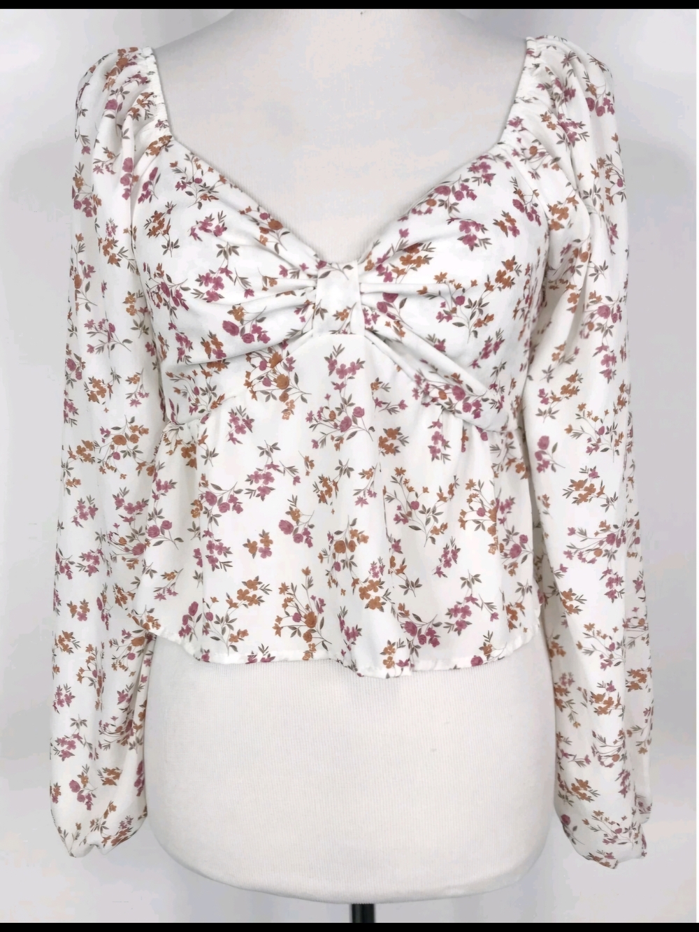 Altar'd State White Floral Twist-Front Long Sleeve Blouse